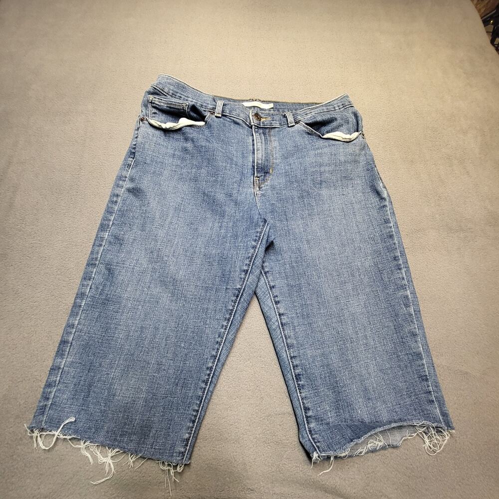 Levis Capri Jeans Womens 10 Blue Classic Cutoff Distreessed Stretch Denim
